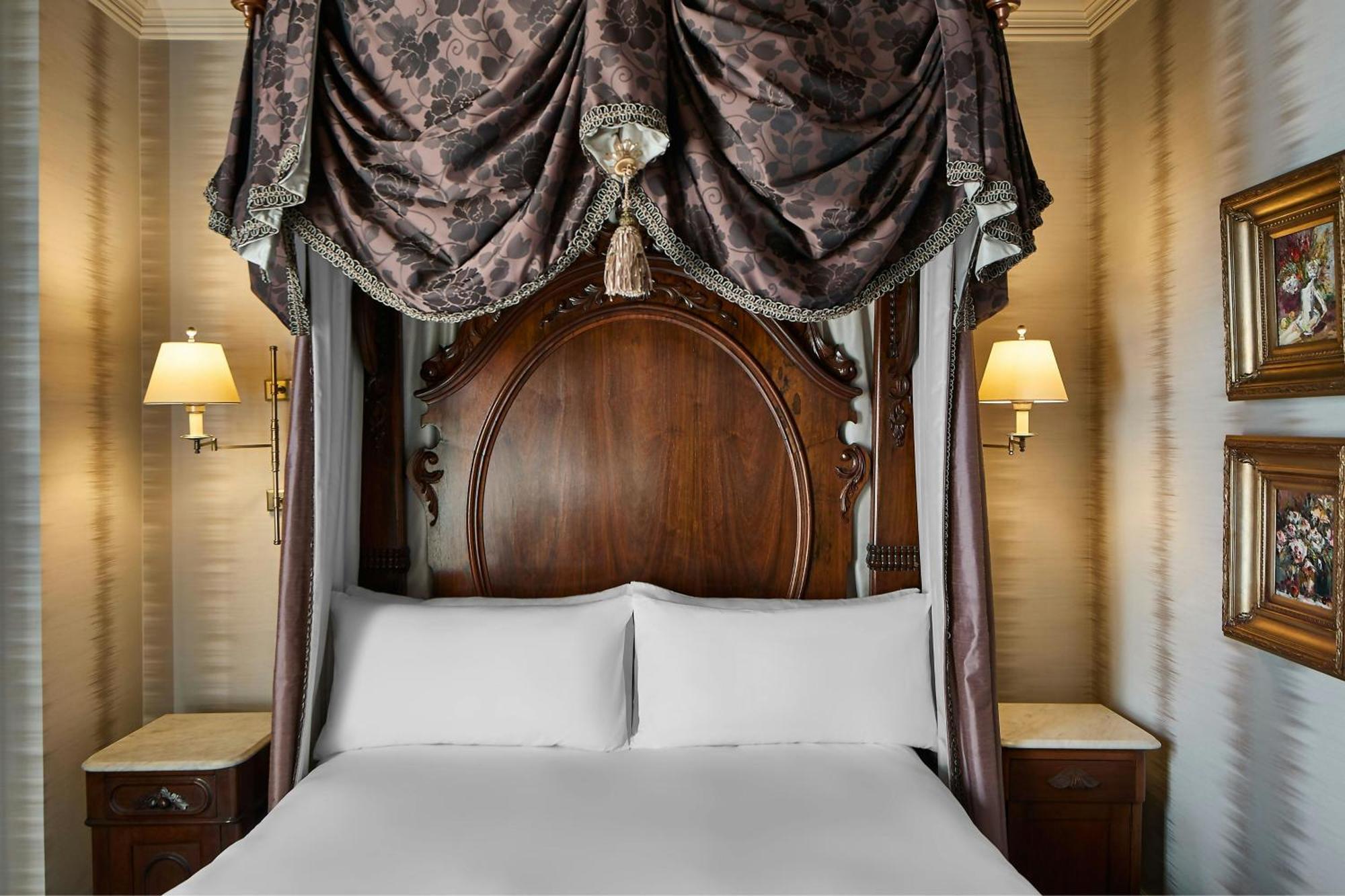 Le Pavillon, New Orleans, A Tribute Portfolio Hotel Exterior photo