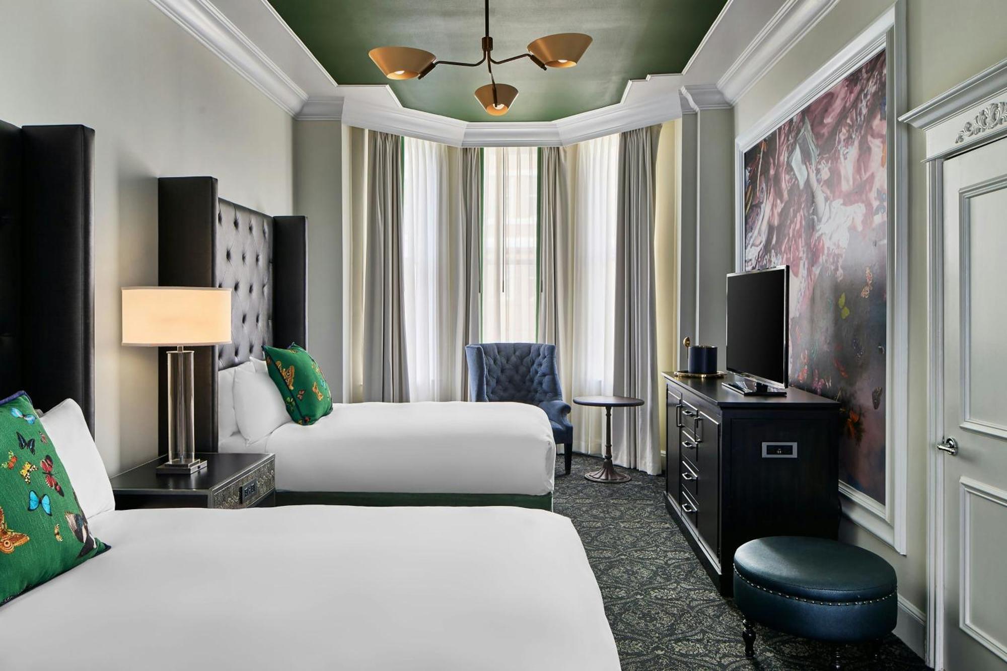 Le Pavillon, New Orleans, A Tribute Portfolio Hotel Exterior photo